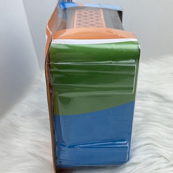 NEW WHAM-O HOVER Hockey Portable Air Hockey Game Set 2015 Ages 6+ - Picture 11 of 16